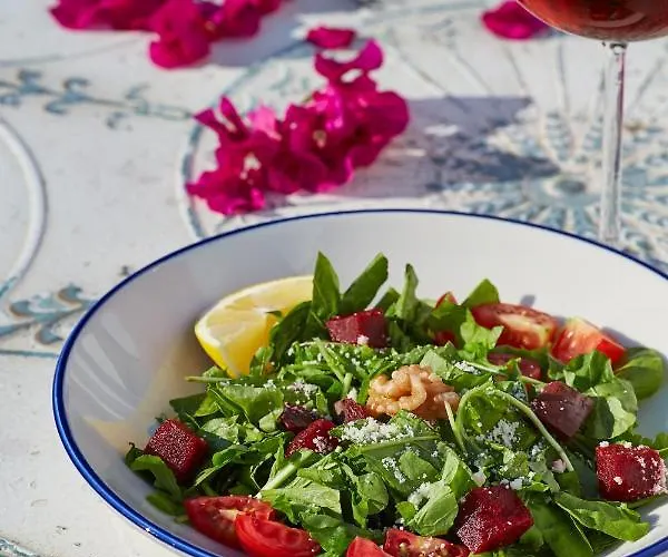 Βίλα Alakapi & *