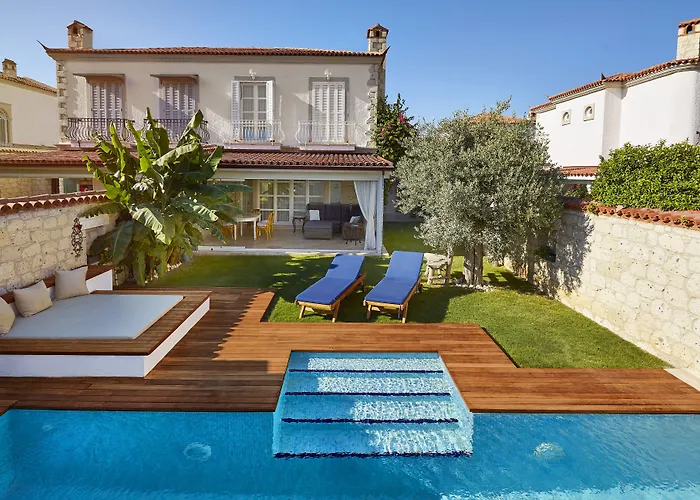 Alakapi & Villa Alaçatı