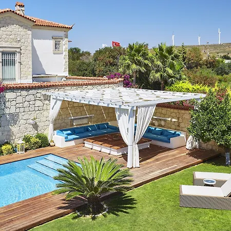 Villa Alakapi &