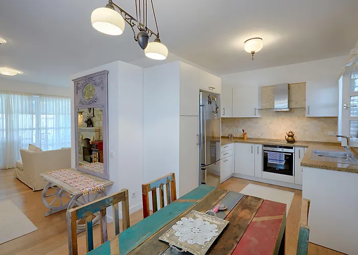 וילה Alakapi & *